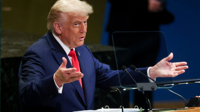 ektakto-sok-tora-apokalypsi-tramp-gia-tin-ellada-amp-8211-proeidopoiei-amp-8230-ton-mitsotaki-kai-ochi-mono-415167