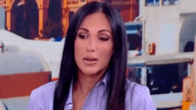 entasi-on-air-i-voylgari-estise-ston-toicho-ton-voyleyti-tis-nd-411283