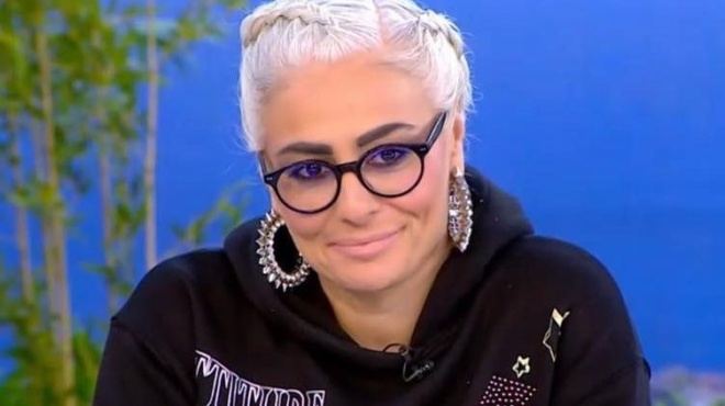 megali-ekplixi-se-poia-ekpompi-ekleise-i-aria-kalyva-meta-to-kopsimo-tis-ekpompis-tis-tatianas-stefanidoy-422525