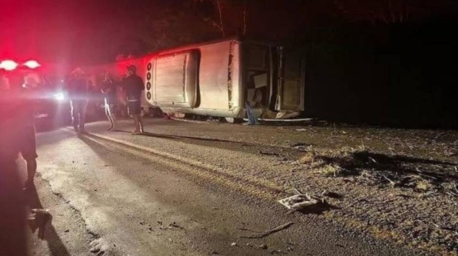 tragodia-tora-polloi-nekroi-kai-dekades-traymaties-se-frikto-trochaio-me-leoforeio-422542