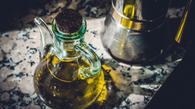 sok-me-to-elaiolado-amp-8211-ayti-einai-i-proti-episimi-fetini-timi-423263