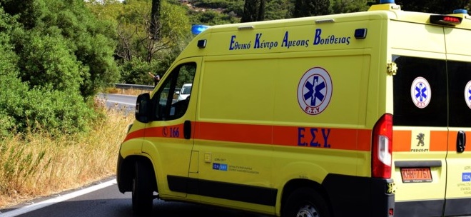 gi-amp-8217-ayto-skotose-tin-mana-toy-o-18chronos-sta-trikala-amp-8211-ti-eipe-stoys-astynomikoys-kai-pagosan-amp-8211-tin-epnixe-me-petseta-423270