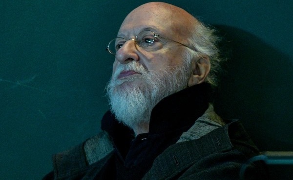 xypnisa-ena-vrady-moyskema-amp-8230-etsi-katalave-oti-echei-karkino-o-dionysis-savvopoylos-amp-8211-i-mia-kai-monadiki-fora-poy-milise-gia-tin-arrostia-toy-423453