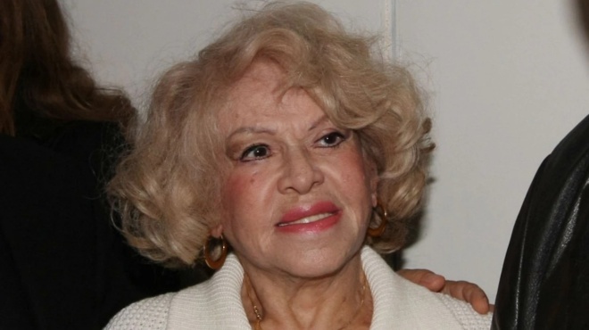 kaiti-gkrey-anoixe-i-diathiki-tis-poios-einai-o-monadikos-klironomos-tis-423881