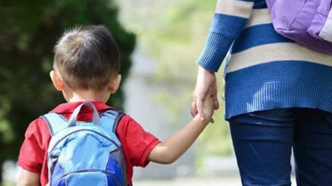 goniki-adeia-mia-mera-adeia-se-oloys-toys-goneis-ton-dekemvri-amp-8211-den-tha-paei-kanenas-gia-doyleia-ki-aytos-einai-o-logos-424097