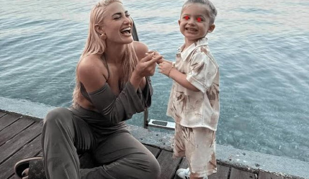 toyni-me-ton-gio-tis-sti-stratiotiki-parelasi-tis-thessalonikis-amp-8211-to-tryfero-stigmiotypo-poy-moirastike-425455