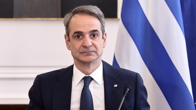 me-koronoio-o-kyriakos-mitsotakis-425467