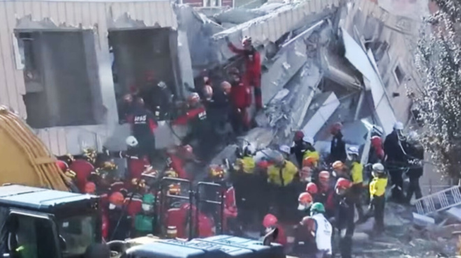 tragodia-eklaigan-amp-8230-mechri-oi-astynomikoi-amp-8211-nekra-dyo-adelfakia-12-kai-14-chronon-425537