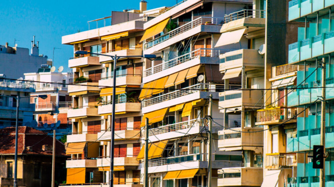 ektakti-eidisi-gia-osoys-theloyn-na-anakainisoyn-palia-spitia-amp-8211-skaei-epidotisi-amp-8230-425752