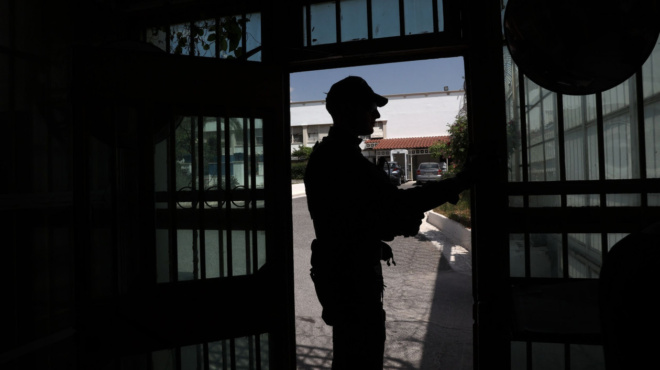 synagermos-tora-stis-fylakes-korydalloy-amp-8211-evgalan-amp-8230-lavraki-oi-astynomikoi-426014