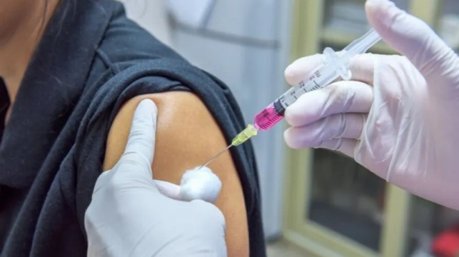 ektakti-anakoinosi-apo-to-ypoyrgeio-ygeias-gia-to-emvolio-tis-gripis-418312