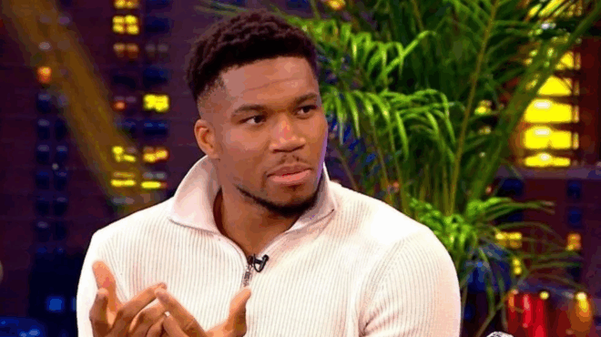 se-tragiki-katastasi-o-giannis-antetokoynmpo-me-ti-mitera-toy-i-mama-moy-ki-ego-eichame-ena-amp-8211-i-apokalypsi-ston-grigori-arnaoytogloy-421177