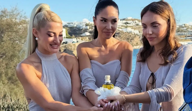 i-toyni-egine-nona-gia-proti-fora-poianoy-paidi-vaftise-amp-8211-fotografies-amp-038-vinteo-418827