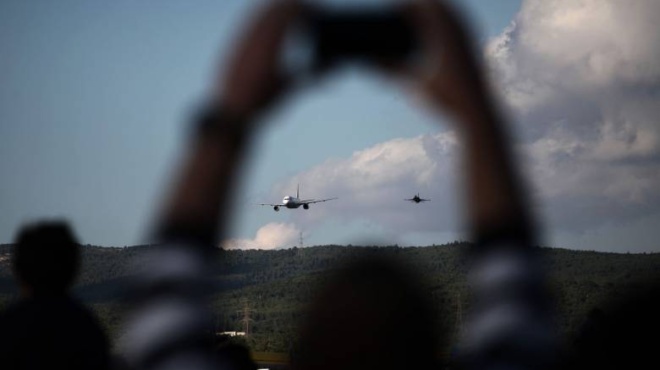 epese-ekpaideytiko-aeroskafos-sto-tatoi-419396