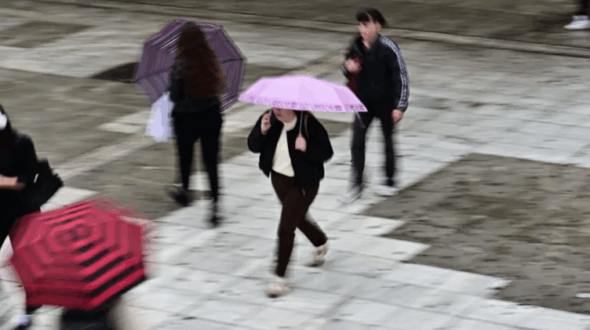 ektakto-anakoinothen-kairoy-erchontai-ischyres-vroches-tis-epomenes-ores-oi-perioches-poy-tha-pnigoyn-422724