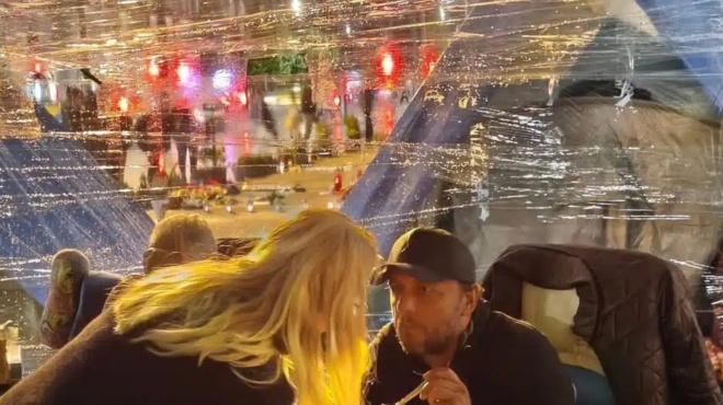 i-stigmi-poy-o-panos-roytsi-troei-tin-proti-mpoykia-meta-tin-apergia-peinas-i-foto-poy-kanei-ton-gyro-toy-diadiktyoy-419532