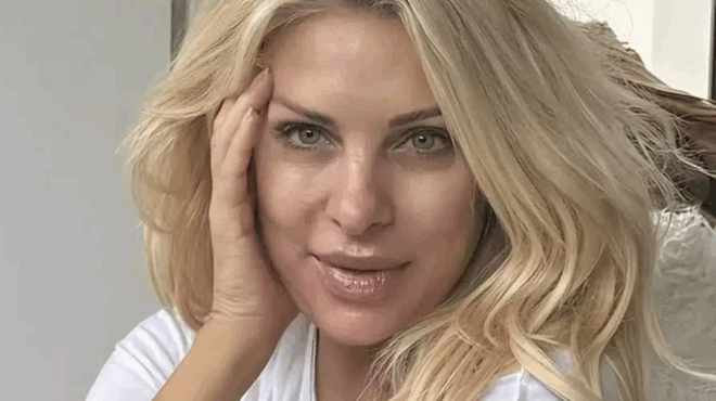 chamos-me-ta-patoysakia-tis-elenis-menegaki-pozarei-avafi-me-karo-pitzames-kai-mayro-pentikioyr-kyriakatika-422840