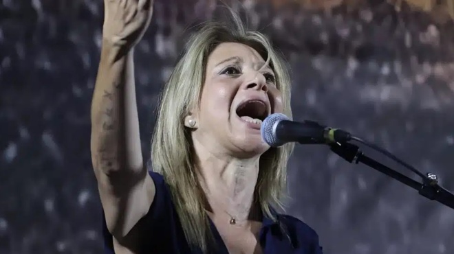 xefyge-to-noymero-sok-poy-dinei-dimoskopisi-sto-komma-karystianoy-419607