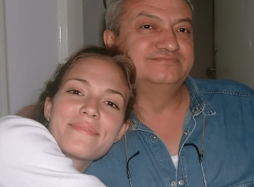 thrinos-gia-tin-viky-kagia-i-apokalypsi-gia-ti-schesi-toys-poy-den-to-perimename-417645