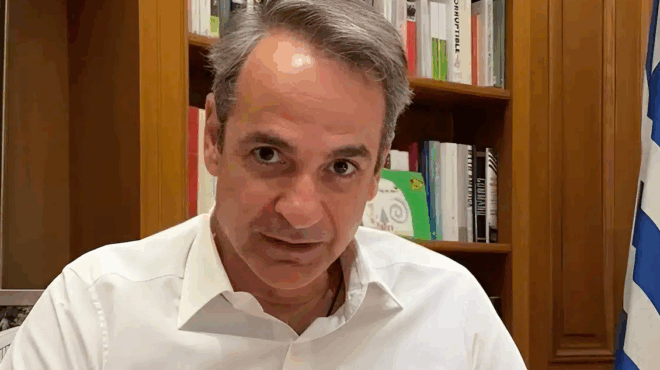 kyr-mitsotakis-i-mana-moy-den-ascholithike-pote-me-toys-vathmoys-moy-ithela-na-gino-podosfairistis-424026