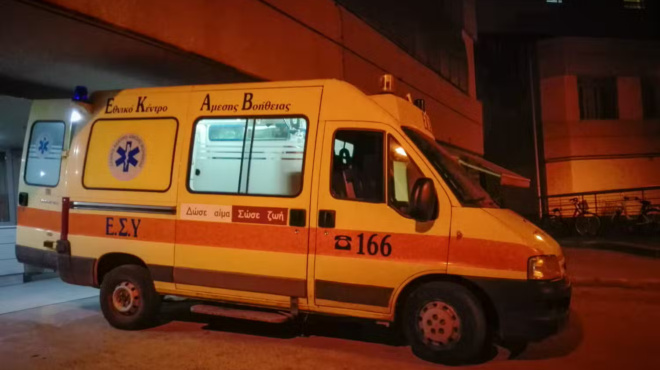 trochaio-sti-thessaloniki-aytokinito-paresyre-kai-traymatise-dyo-paidia-diakomistikan-se-nosokomeio-420561