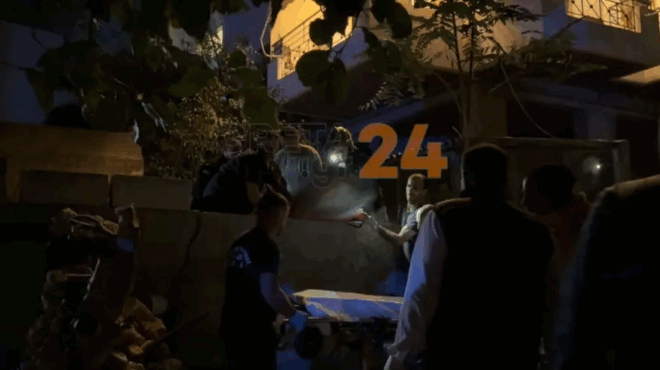 aneipoti-tragodia-sti-chora-mas-gios-evale-fotia-kai-ekapse-tin-mana-kai-ton-theio-toy-426110