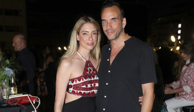 moyzoyrakis-amp-038-kozari-vaftizoyn-to-paidi-toys-amp-8211-ayto-einai-to-onoma-poy-tha-parei-420888