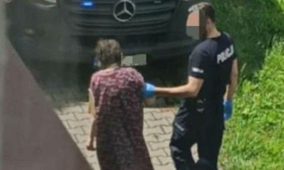 eidisi-sok-vrethike-i-efivi-poy-itan-exafanismeni-gia-chronia-amp-8211-tin-vrikan-etoimothanati-kleidomeni-se-domatio-apo-toys-goneis-tis-421407