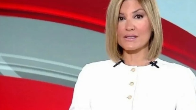 i-rania-tzima-ekopse-to-gelio-toy-pretenteri-fantazomai-den-thes-na-to-poyn-stin-kori-soy-421846