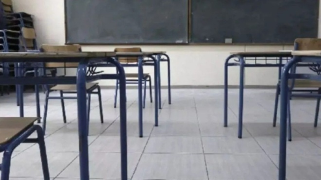 sok-mathitria-gymnasioy-epathe-ilektroplixia-mesa-sto-scholeio-421921