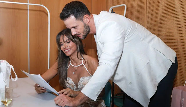 sofi-paschali-mia-apo-tis-simantikoteres-stigmes-tis-zois-tis-amp-8211-me-ton-kata-13-chronia-neotero-syntrofo-tis-419405