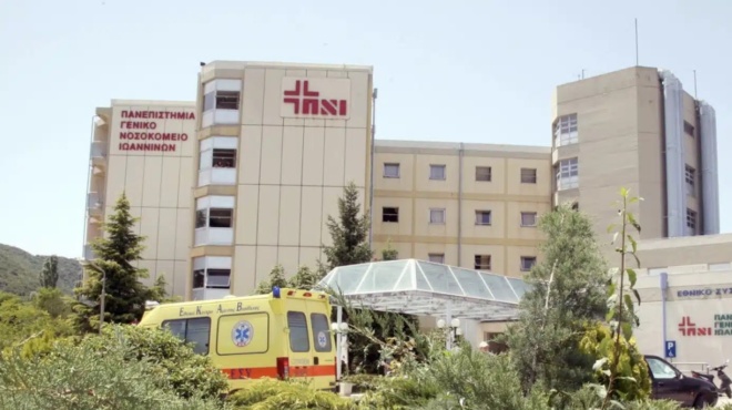 pateras-stin-ipeiro-edose-to-nefro-toy-gia-na-sothei-o-31chronos-gios-toy-423146