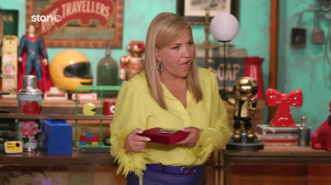 stella-georgiadoy-pige-sto-cash-or-trash-chorepse-me-ti-moiraraki-amp-038-toys-amp-8220-pire-amp-8221-ta-lefta-417311