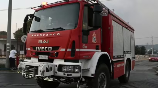 ektakto-megali-fotia-tora-sti-chora-mas-mia-nekph-425266