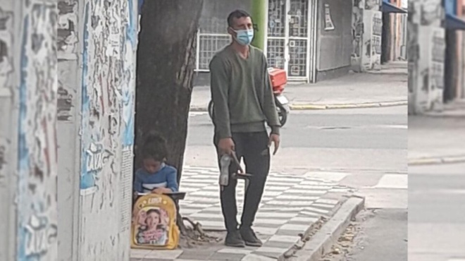 katharize-tzamia-sto-fanari-echontas-dipla-toy-tin-kopi-toy-kai-mia-fotografia-toy-allaxe-ti-zoi-420719