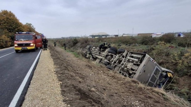 tragodia-tora-polloi-nekroi-dekades-traymaties-se-fpikto-tpochaio-me-leoforeio-422271