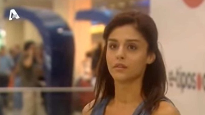 efyge-apo-tin-ellada-logo-oikonomikon-provlimaton-kai-afise-tin-ypokritiki-deite-pos-einai-simera-kai-ti-doyleia-kanei-i-efi-logginoy-431240