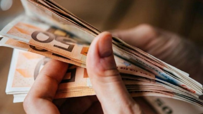 anakoinothike-epidoma-anasa-gia-toys-ellines-polites-amp-8211-poioi-tha-doyn-lefta-ston-logariasmo-toys-apo-deytera-432529