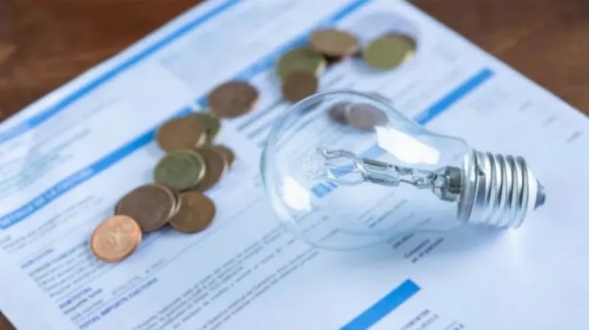 ekopsan-to-reyma-se-pasignosto-ithopoio-echoyme-dyo-mikra-paidia-sto-spiti-433183