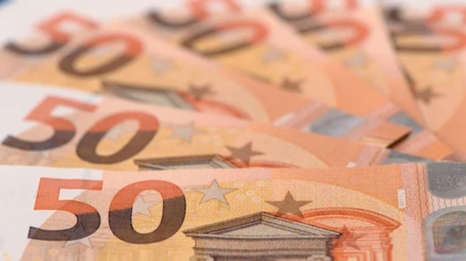 eycharista-nea-gia-chiliades-ellines-mpikan-ta-chrimata-tora-stoys-logariasmoys-434061