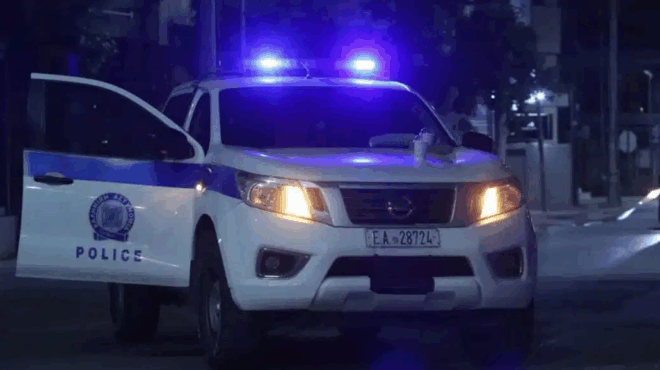 sok-sti-salamina-amp-8211-mpikan-mesa-kai-skotosan-ilikiomeni-gynaika-426192