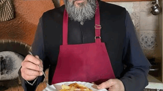 vomva-stin-elliniki-ekklisia-aytos-einai-o-iereas-poy-diakinoyse-koka-ni-kai-paranomoys-metanastes-428512