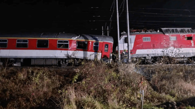 ektakto-tora-sygkroysi-trenon-428707