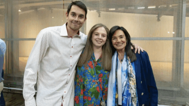 simera-tha-eiches-genethlia-ragisan-kardies-me-to-minyma-toy-kosta-samara-gia-tin-aderfi-toy-428945