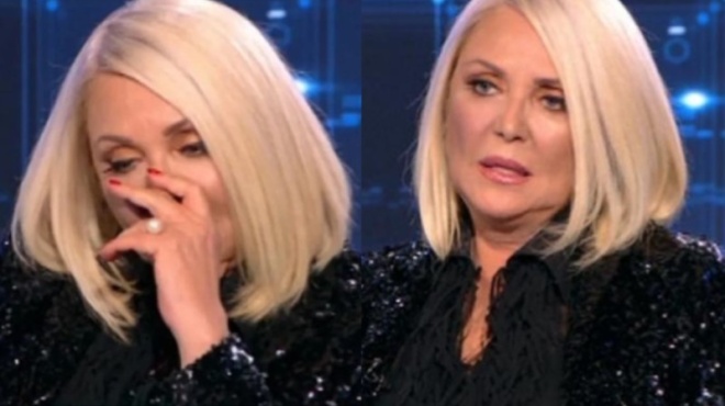 perimeno-to-telos-dyskoles-ores-gia-ti-royla-koromila-to-apokalypse-kai-oloi-stekontai-dipla-tis-427713