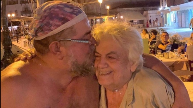 thrinos-gia-ton-stamati-kraoynaki-amp-8211-o-pio-dikos-mas-aggelos-fterokopaei-amp-8230-427940