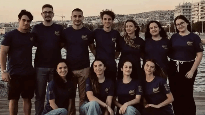 foitites-toy-apth-kerdisan-to-chryso-metallio-me-kainotomia-kata-tis-leychaimias-ston-pagkosmio-diagonismo-synthetiki-viologias-432502