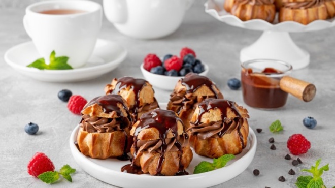 eortologio-10-noemvrioy-poly-megali-giorti-tis-orthodoxia-simera-amp-8211-giortazei-o-thaymatoyrgos-agios-poy-latreyei-oli-i-ellada-amp-8211-chronia-polla-428765