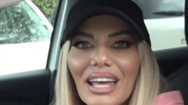 agnoristi-pasignosti-ellinida-amp-8211-paramorfothike-apo-tis-plastikes-429457