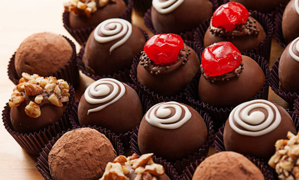 eortologio-14-noemvri-megali-giorti-tis-orthodoxias-ayrio-giortazei-o-agapimenos-mathitis-toy-christoy-poy-kanei-to-ena-thayma-piso-apo-to-allo-amp-8211-to-onoma-429788